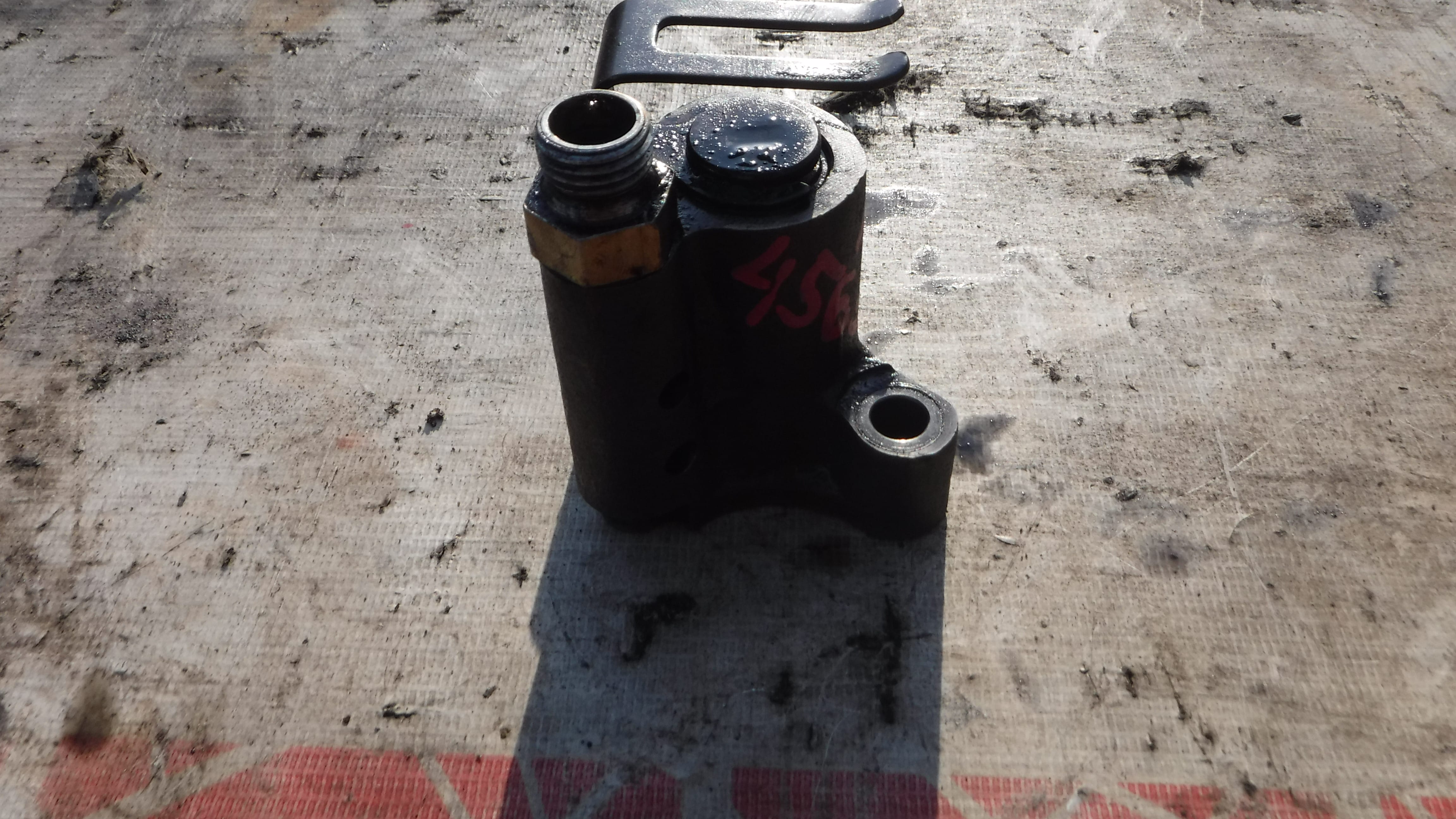 Цилиндр горного тормоза 504047634 Ивеко Стреилс курсор 10 Iveco strails Cursor 10 2002